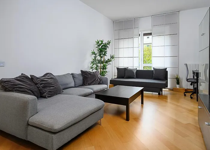 Stylish Condo Garibaldi Sempione 85M2 - Self Check-In