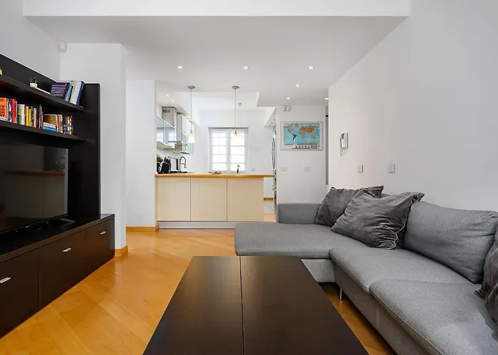 Stylish Condo Garibaldi Sempione 85M2 - Self Check-In